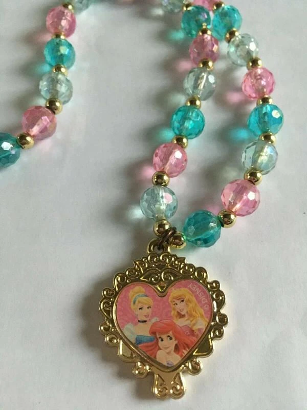 Collier enfant les princesses disney - neuf - disneyland paris